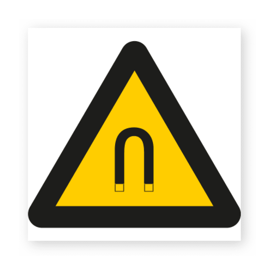 Varning för kraftigt magnetfält-skylten har storleken 60x60mm och tillverkas i materialet Dekal. Denna standardskylt kan anpassas så att du kan skapa din egen version av skylten.